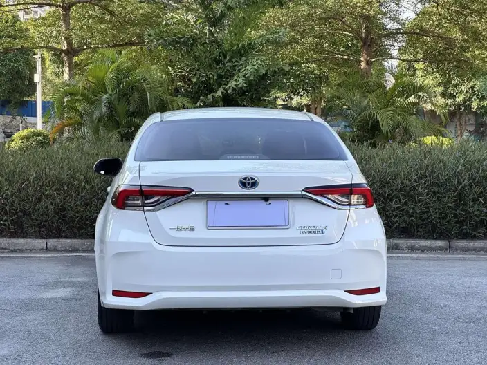 Toyota Corolla 2023 Model Intelligent Hybrid 1.8L E-CVT Pioneer Edition – фото 5