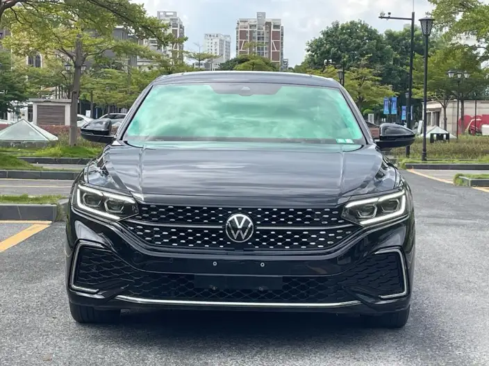 Volkswagen Passat 2022 Model 330TSI Starry sky Deluxe Edition – фото 2