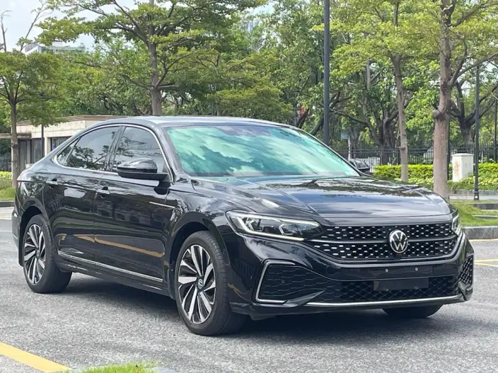 Volkswagen Passat 2022 Model 330TSI Starry sky Deluxe Edition – фото 3