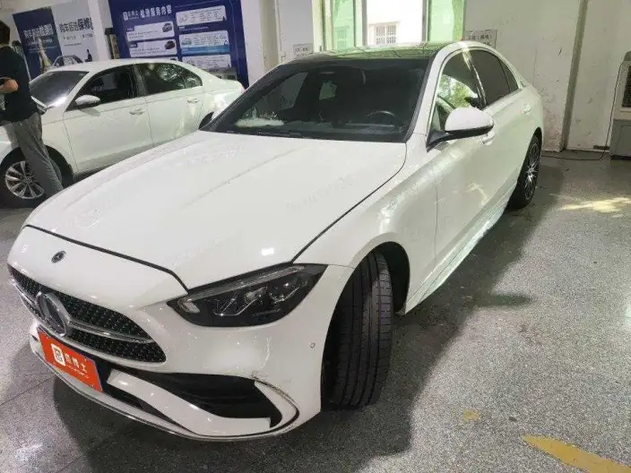 Mercedes-Benz C-Class 2024 Model C 260 L Sports Edition – фото 1