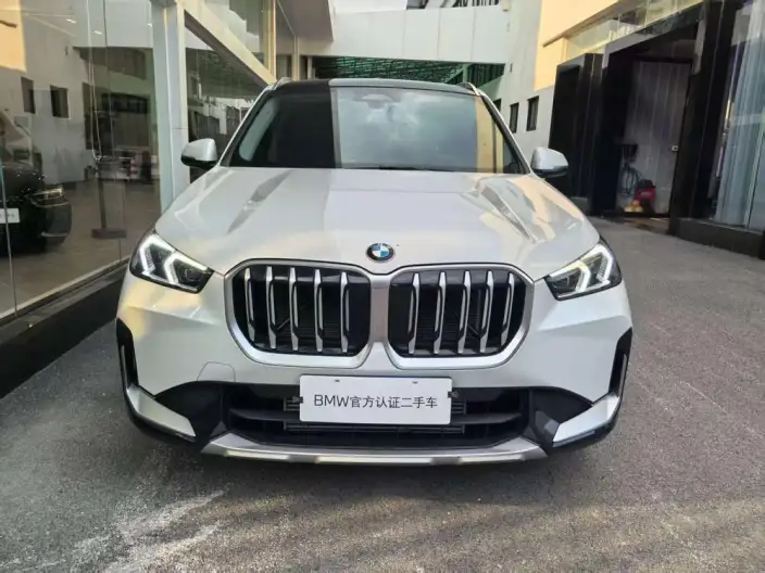 BMW X1 2026 Model sDrive25Li X Design Set – фото 2