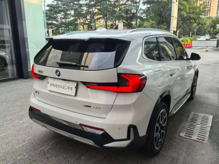 BMW X1 2026 Model sDrive25Li X Design Set – фото 3