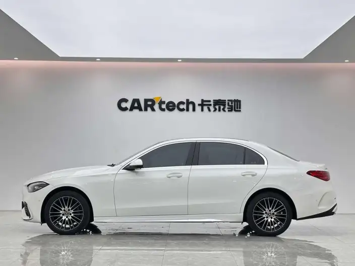 Mercedes-Benz C-Class 2026 Model C 260 L Sports sedan – фото 4