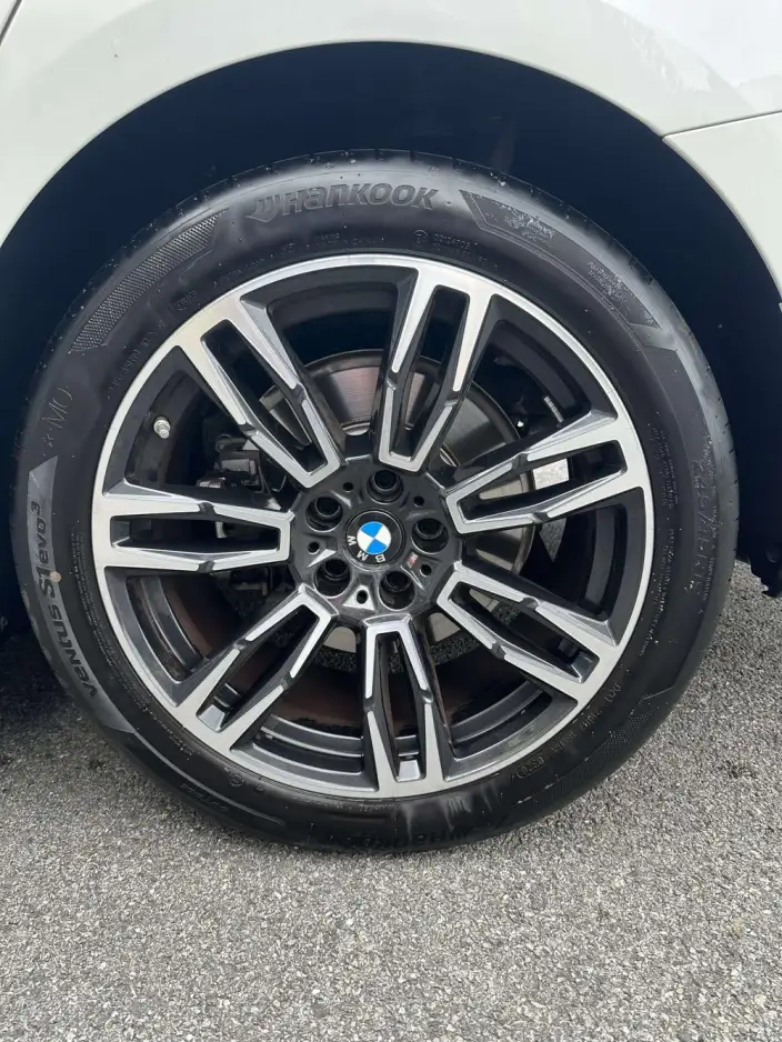 BMW 5 Series 2026 Model 530Li Leading Model M Sports Set – фото 7