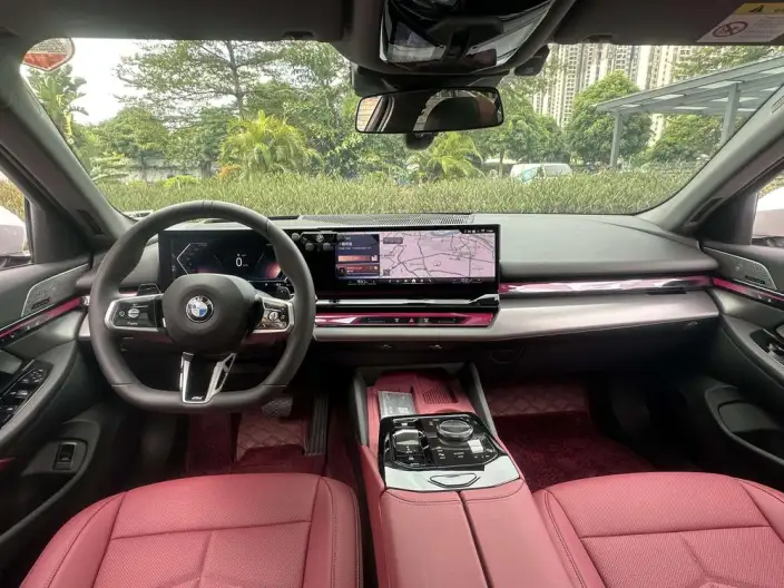 BMW 5 Series 2026 Model 530Li Leading Model M Sports Set – фото 10