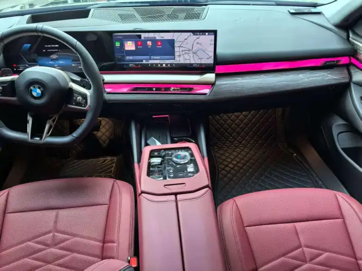 BMW 5 Series 2026 Model 530Li Exclusive Model M Sports Set – фото 6