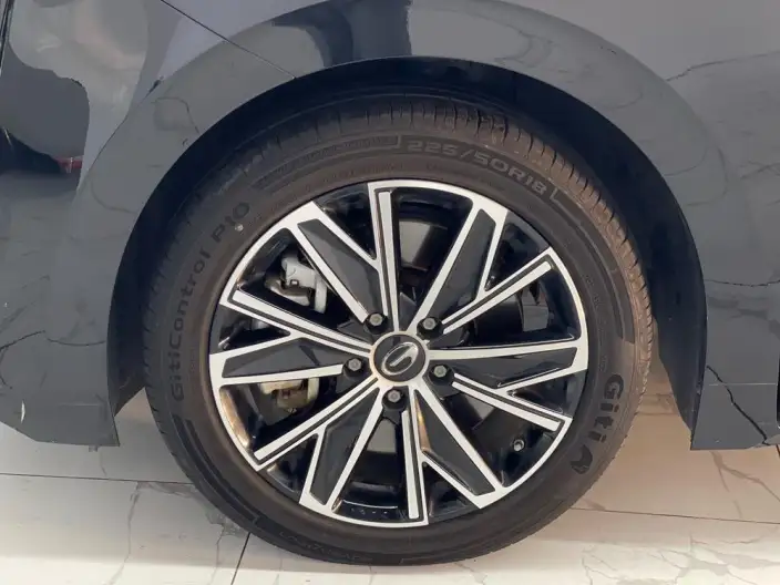 GAC Trumpchi E8 PHEV 2024 Model 2.0ATK 150km MAX Edition – фото 9
