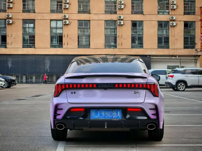 Lynk & Co 03 2025 Model 1.5TD DCT Champion Edition Pro – фото 6