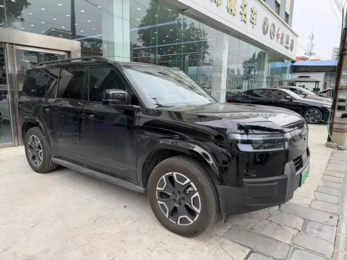 Titan 7 PHEV 2025 Model 200KM 2WD Max Edition