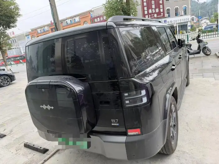 Titan 7 PHEV 2025 Model 200KM 2WD Max Edition – фото 5