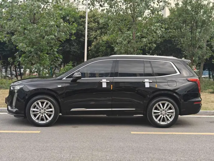Cadillac XT6 2022 Model 2.0T VII seat 2WD Luxury Model – фото 4