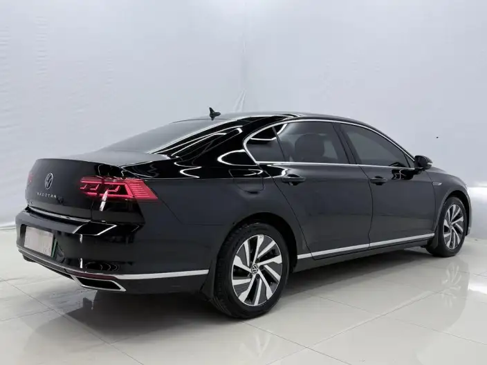 Volkswagen Magotan PHEV 2022 Model Luxury Model – фото 6
