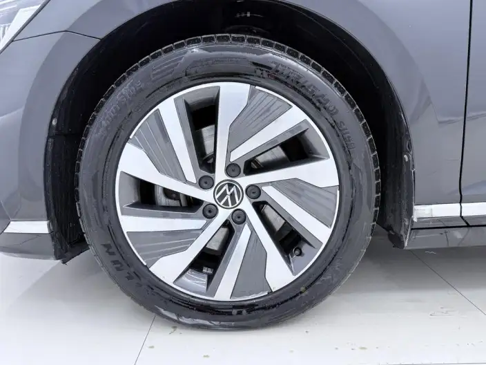 Volkswagen Magotan PHEV 2022 Model Luxury Model – фото 7