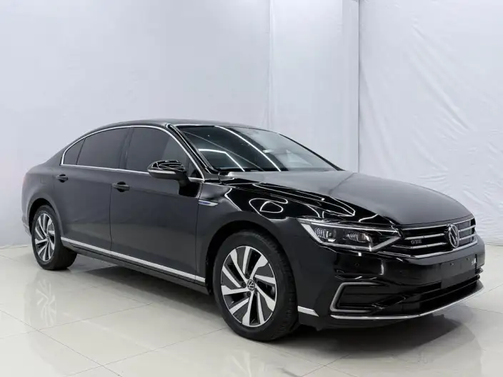 Volkswagen Magotan PHEV 2022 Model Luxury Model – фото 3