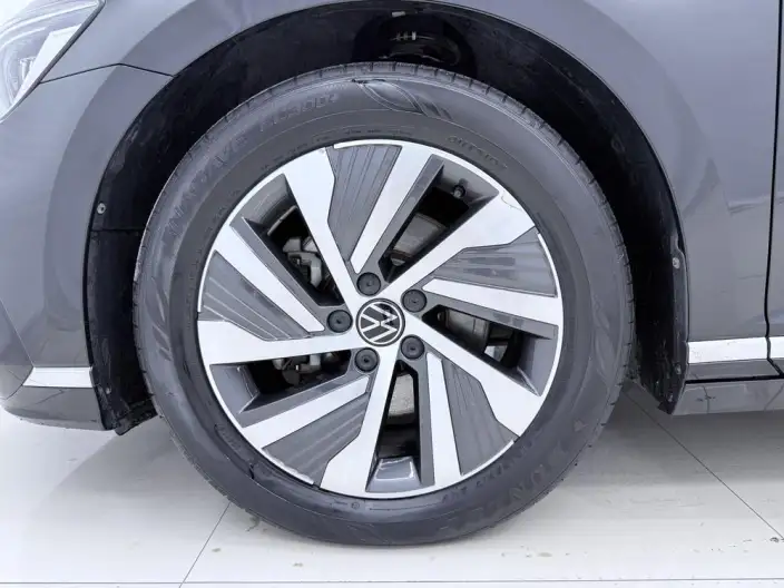 Volkswagen Magotan PHEV 2022 Model Luxury Model – фото 7