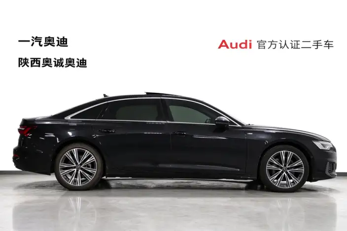 Audi A6L 2022 Model 45 TFSI quattro Exclusive Dynamic Model – фото 5