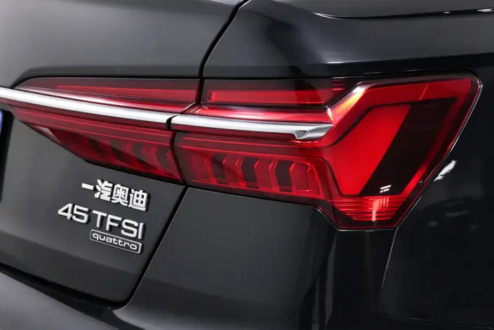Audi A6L 2022 Model 45 TFSI quattro Exclusive Dynamic Model – фото 8