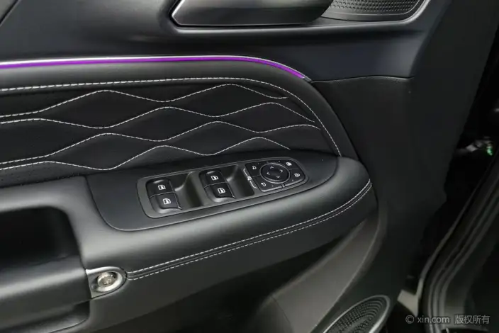 Tank 300 2025 Model 2.0T Gasoline Edition Challenger – фото 8