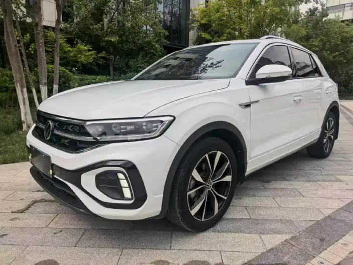 Volkswagen T-Roc 2023 Model 300TSI DSG Chenguang Edition – фото 1