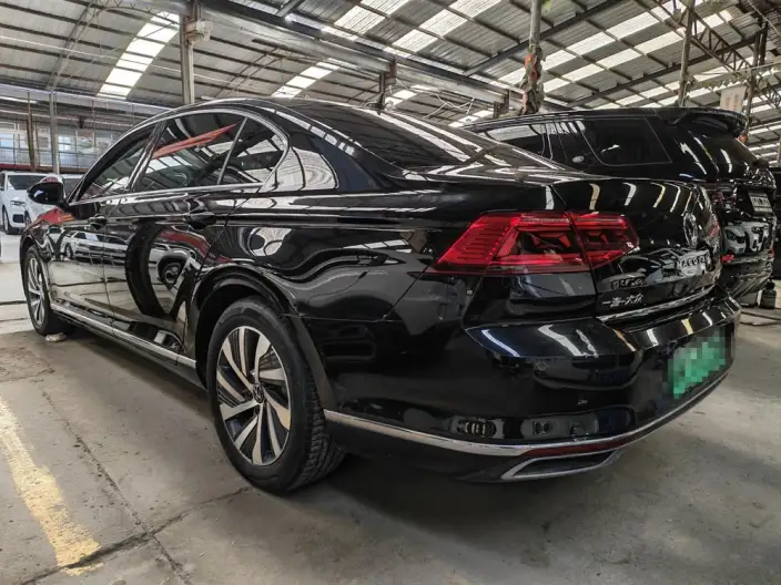 Volkswagen Magotan PHEV 2022 Model Luxury Model – фото 4