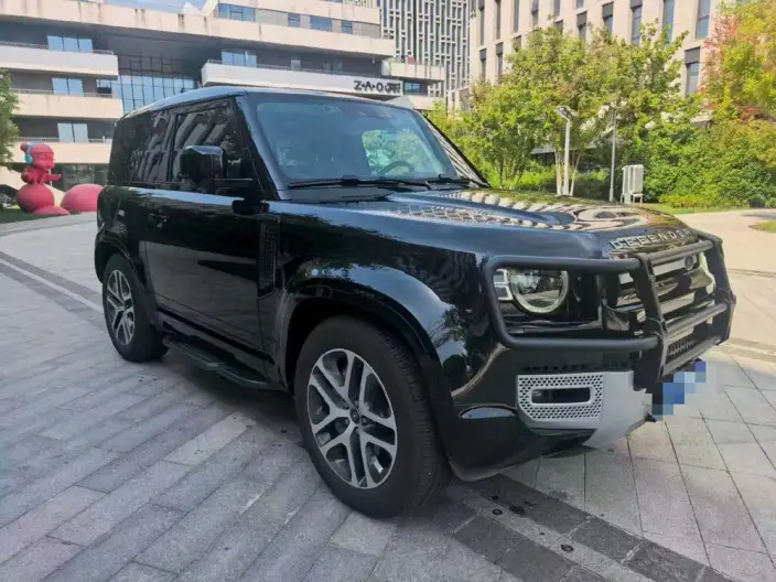 Land Rover Defender 2023 Model 90 3.0T P400 XS – фото 3