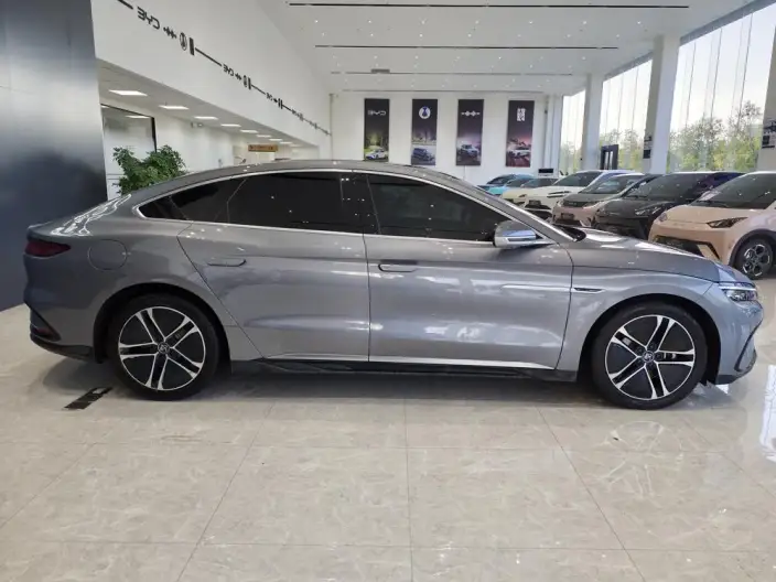 BYD Han EV 2023 Model Champion Edition 605KM Noble Model – фото 8
