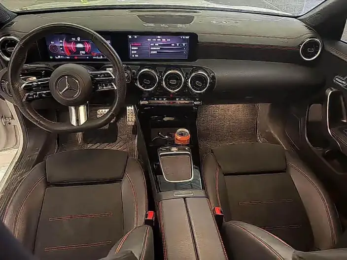 Mercedes-Benz CLA Imported 2024 Model CLA 200 Four-door Coupe – фото 7