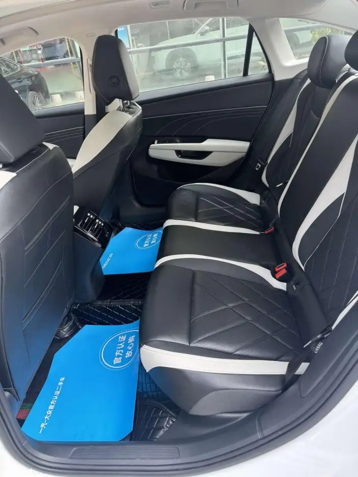 Volkswagen Sagitar 2026 Model L 300TSI DSG Luxury Model – фото 9
