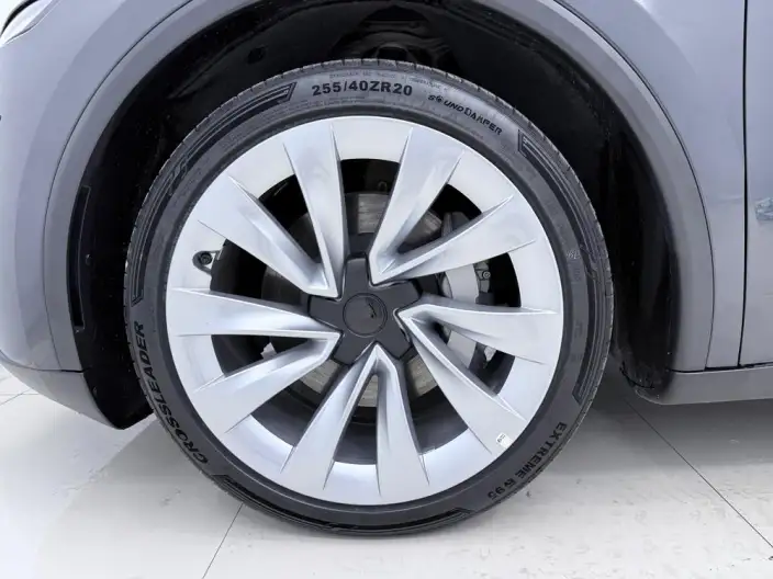 Model Y 2025 Model Rear-wheel drive version – фото 7