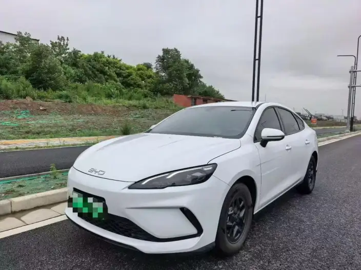 BYD Seal 05DM 2025 Model Smart Driving Edition DM-i 55KM Luxury Model