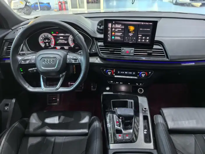Audi Q5L 2024 Model 40TFSI Luxury Dynamic Model – фото 9