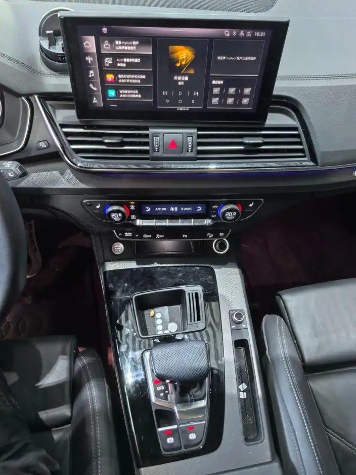Audi Q5L 2024 Model 40TFSI Luxury Dynamic Model – фото 10
