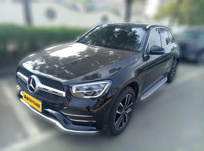 Mercedes-Benz GLC 2022 Model Facelift GLC 260 L 4MATIC Luxury Model – фото 1