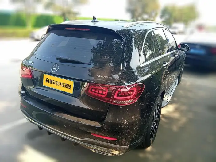 Mercedes-Benz GLC 2022 Model Facelift GLC 260 L 4MATIC Luxury Model – фото 2