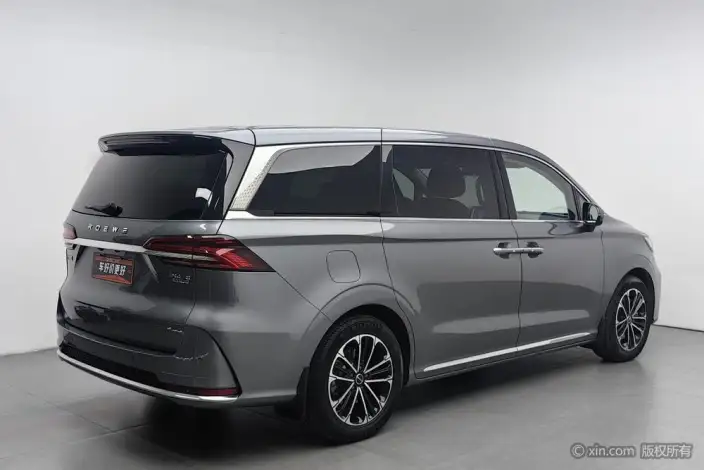 Roewe iMAX8 2022 Model 400TGI Zunrong Edition