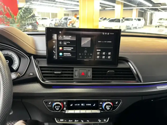 Audi Q5L 2022 Model Facelift 45T Luxury Dynamic Model – фото 9