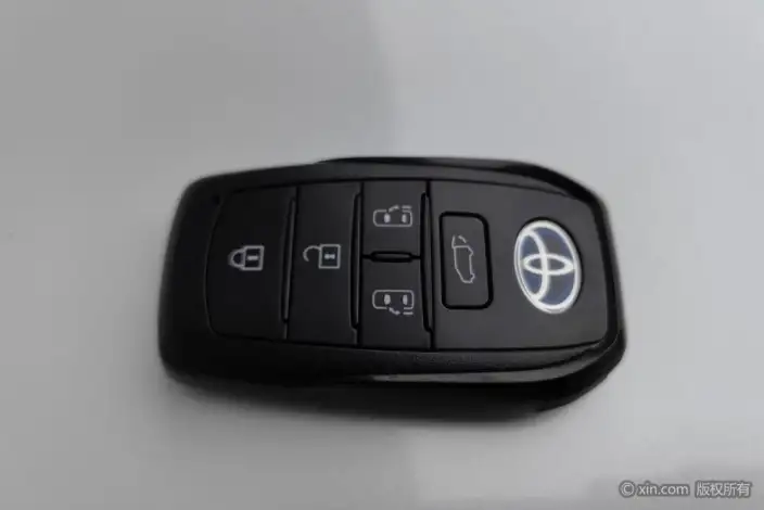 Toyota Sienna 2021 Model 2.5L Hybrid Supreme Edition – фото 6