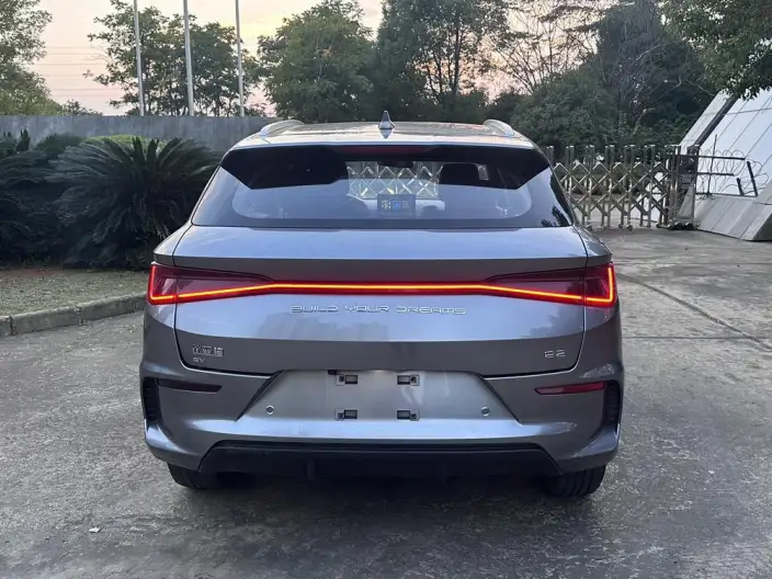 BYD E2 2023 Model Luxury Model – фото 5