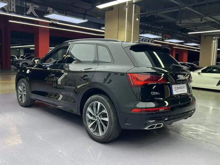Audi Q5L 2023 Model 40T Luxury Dynamic Model