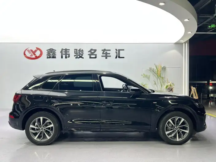 Audi Q5L 2023 Model 40T Luxury Dynamic Model – фото 6
