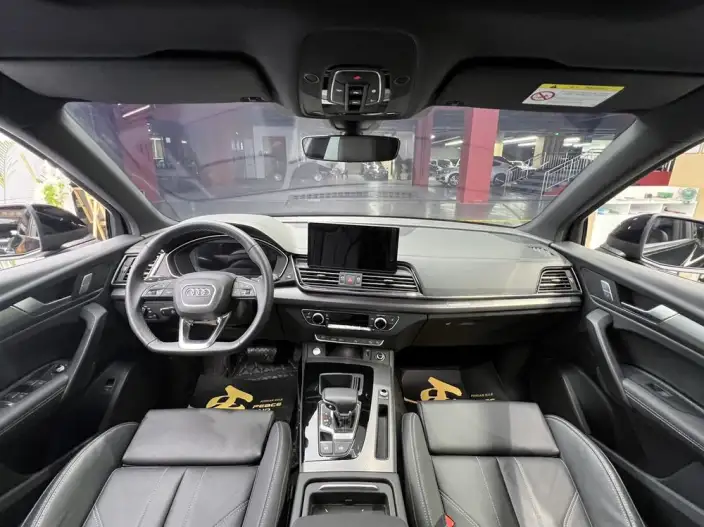 Audi Q5L 2023 Model 40T Luxury Dynamic Model – фото 10