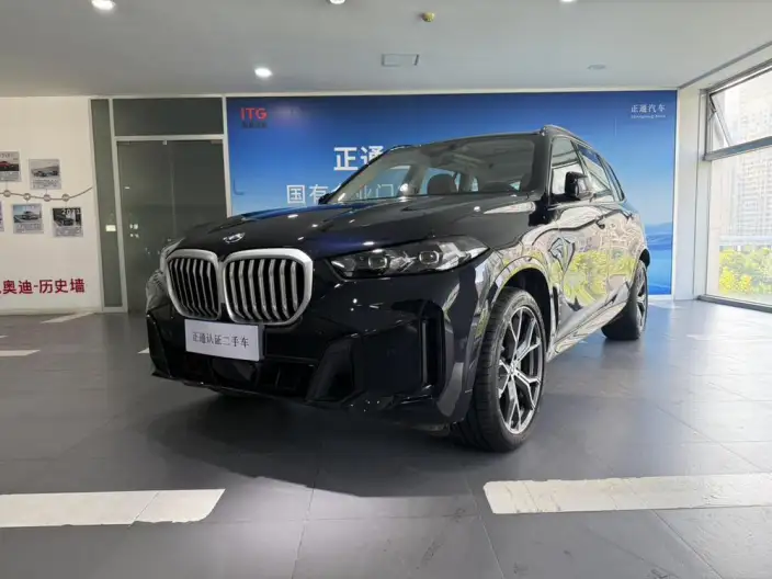 BMW X5 2025 Model xDrive30Li Exclusive Model M Sports Night Set
