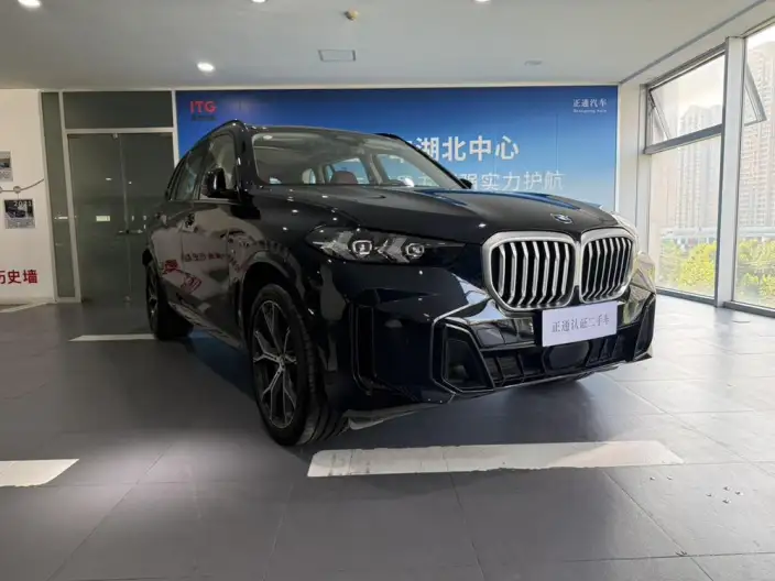 BMW X5 2025 Model xDrive30Li Exclusive Model M Sports Night Set