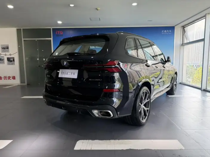 BMW X5 2025 Model xDrive30Li Exclusive Model M Sports Night Set – фото 5