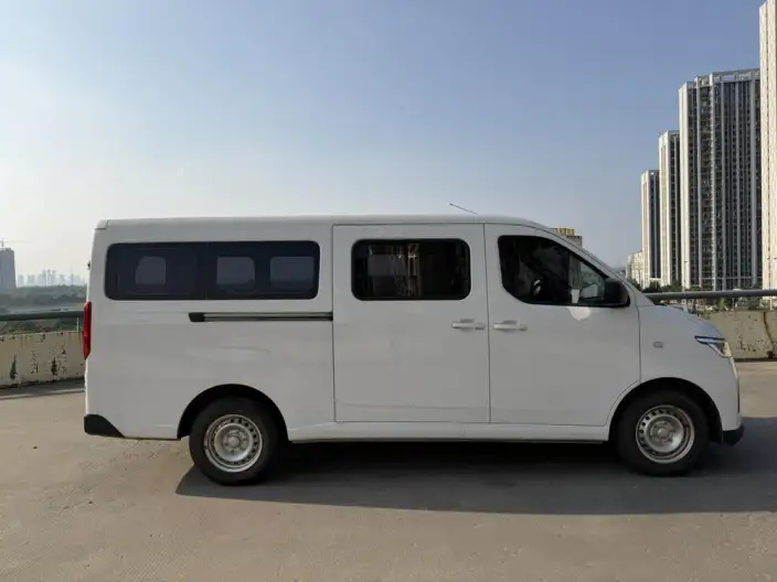 Wuling Yangguang 2024 Model 300km Comfort Model Passenger car Edition 75kW – фото 7