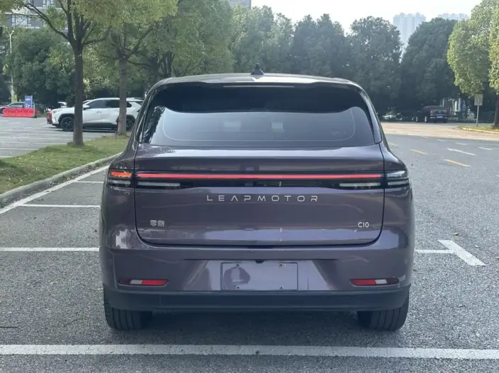 Leapmotor C10 2026 Model EV Edition 605 Yuexiang Edition – фото 5