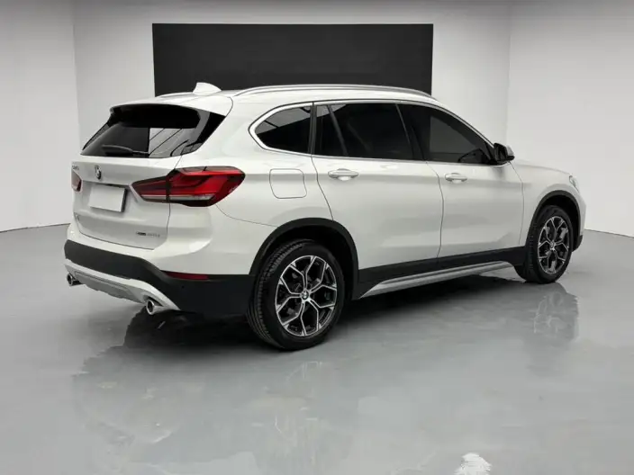 BMW X1 2022 Model sDrive20Li Exclusive Model – фото 6