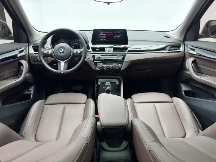 BMW X1 2022 Model sDrive20Li Exclusive Model – фото 9