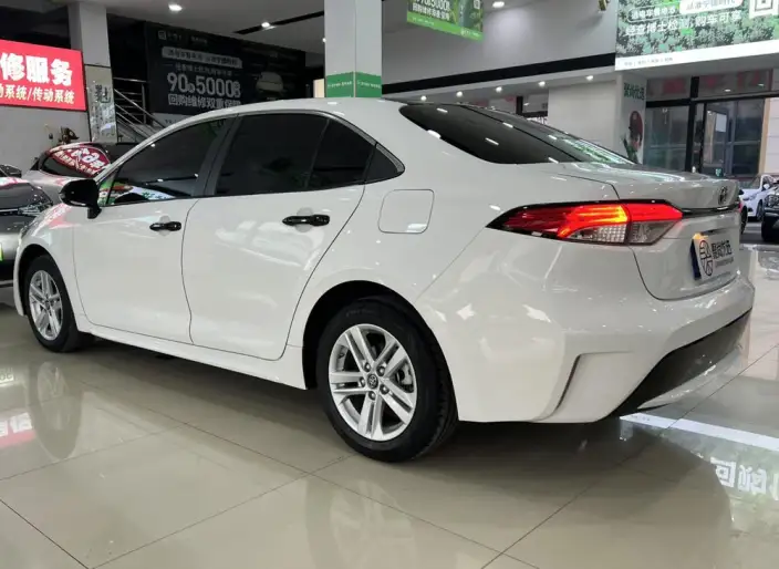 Toyota Levin 2022 Model Hybrid 1.8H E-CVT Deluxe Edition