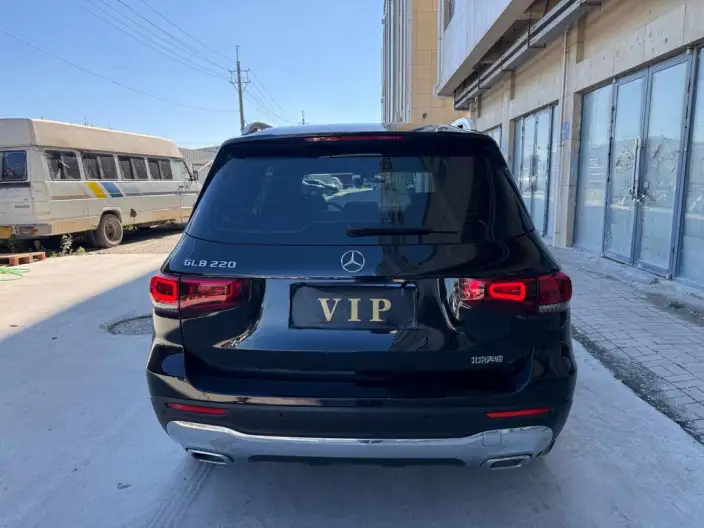 Mercedes-Benz GLB 2023 Model GLB 220 Dynamic Model